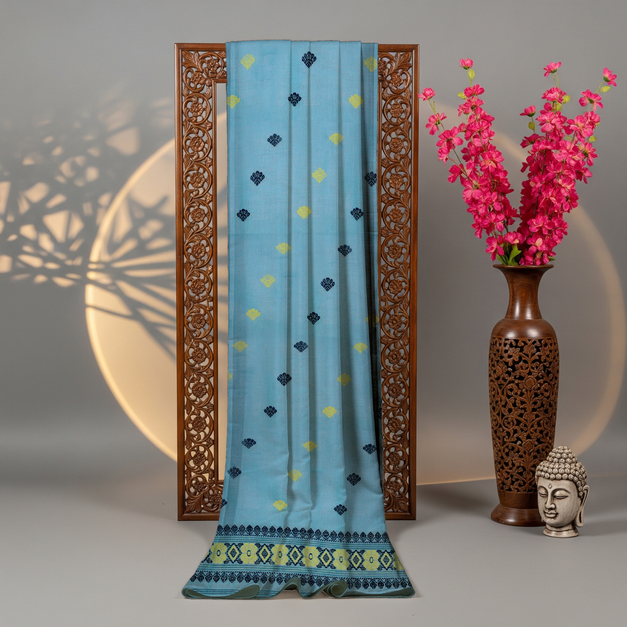Handmade premium Nunee Cotton Sador Mekhela with unstitched Blouse piece - Image 2
