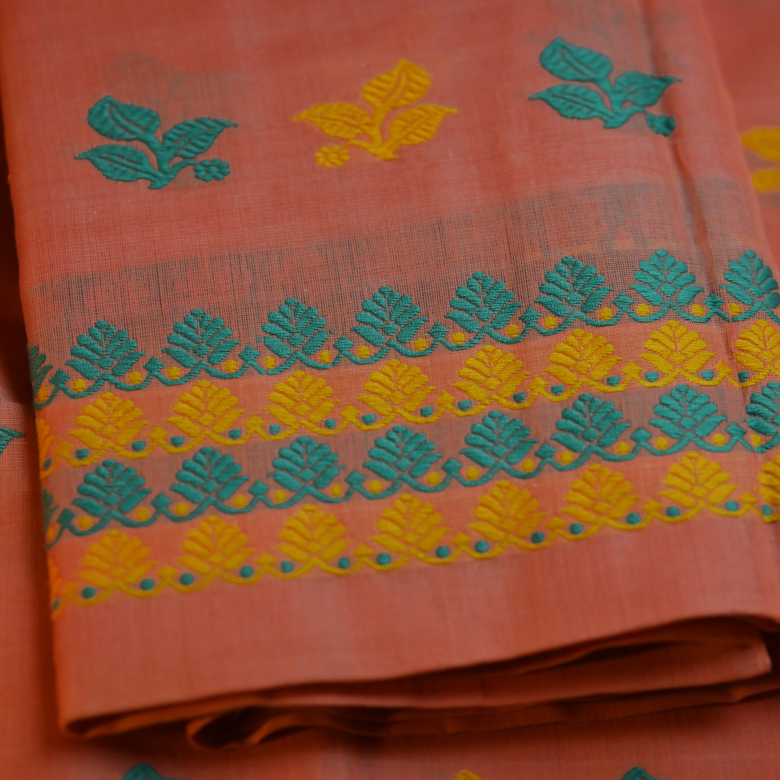 Handcrafted Kesapat Cotton Sador Mekhela with unstitched Blouse piece - Image 4